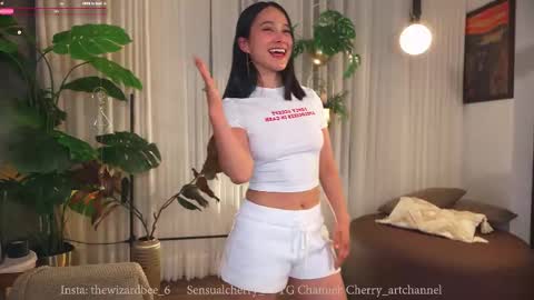 Snapshot of sensualcherry_ chatting on 10/02/25, 11:56 Maria- OF sensual bee online show from 10/02/25, 11:56