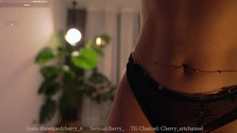 Snapshot of sensualcherry_ chatting on 04/05/26, 11:13 Maria- OF sensual bee online show from 04/05/26, 11:13