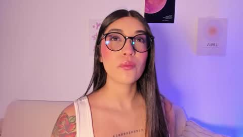 Snapshot of sensualhaven_ chatting on 11/04/25, 12:10 sensualhaven_ online show from 11/04/25, 12:10