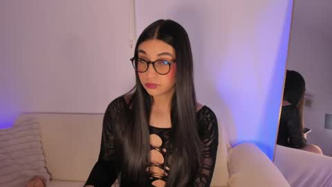 Snapshot of sensualhaven_ chatting on 06/05/26, 10:59 sensualhaven_ online show from 06/05/26, 10:59