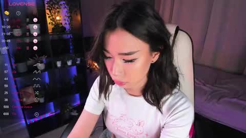 Snapshot of sensualily chatting on 12/13/25, 07:53 Kiki online show from 12/13/25, 07:53