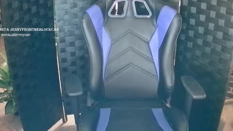 Snapshot of sensualjennn chatting on 02/23/25, 01:10 sensualjennn online show from 02/23/25, 01:10