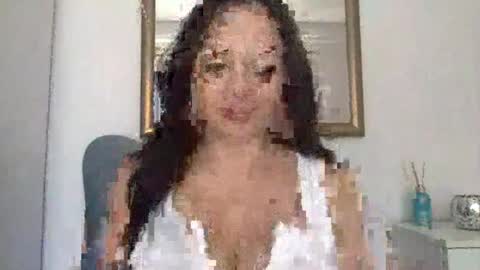 sensuallstella online show from 10/08/25, 07:50