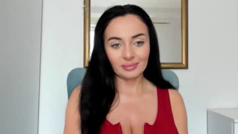Snapshot of sensuallstella chatting on 06/16/26, 06:49 sensuallstella online show from 06/16/26, 06:49