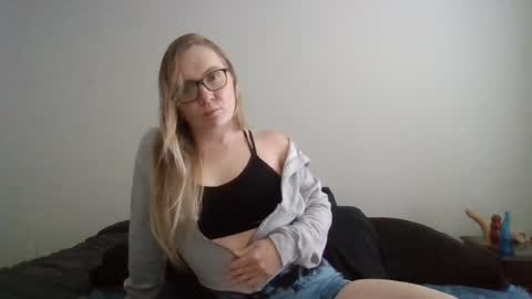 Snapshot of sensualmichelle chatting on 07/31/26, 04:50 sensualmichelle online show from 07/31/26, 04:50