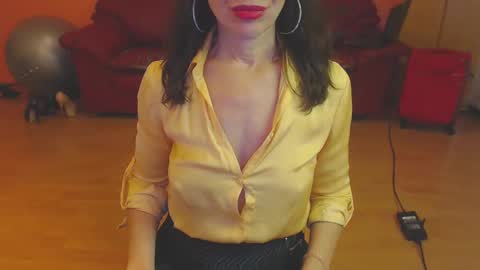 sensualmyra online show from 01/04/25, 04:22