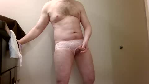 Snapshot of sensualuncut4u4fun chatting on 03/30/26, 06:31 sensualuncut4u4fun online show from 03/30/26, 06:31