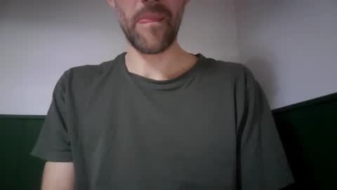 Snapshot of sensuasculine chatting on 04/04/26, 10:40 Matt online show from 04/04/26, 10:40