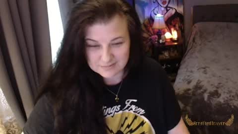Snapshot of sentfrmheaven chatting on 04/21/26, 01:06 Tara online show from 04/21/26, 01:06