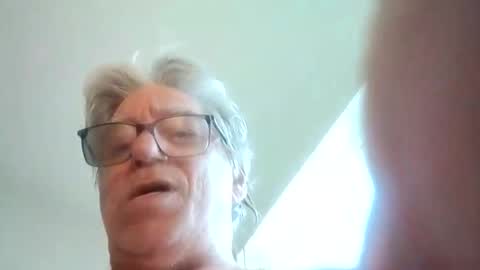 Snapshot of senualallnight chatting on 04/28/26, 07:19 senualallnight online show from 04/28/26, 07:19