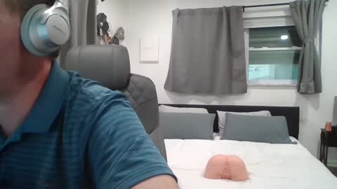 Snapshot of senyai40 chatting on 10/09/25, 08:18 senyai40 online show from 10/09/25, 08:18