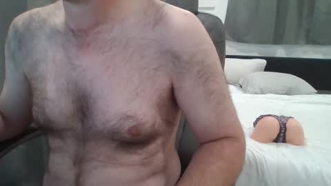 Snapshot of senyai40 chatting on 11/11/25, 04:07 senyai40 online show from 11/11/25, 04:07