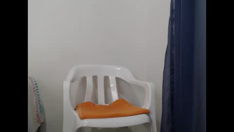 Snapshot of senyeiblack chatting on 02/22/25, 09:15 Jose online show from 02/22/25, 09:15