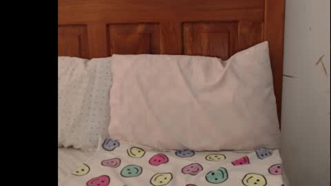 Anne online show from 09/16/25, 07:53