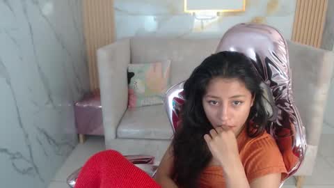 serabella_s online show from 12/20/25, 01:29