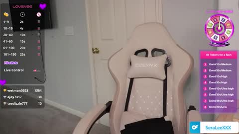 Snapshot of seraleexxx chatting on 11/15/25, 10:48 SeraLeeXXX online show from 11/15/25, 10:48