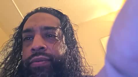 Snapshot of serani02 chatting on 01/12/26, 03:39 Serani online show from 01/12/26, 03:39