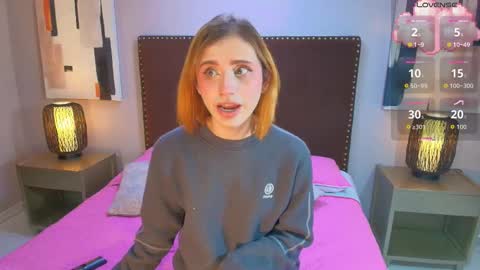 Seraphine star online show from 12/23/25, 04:21