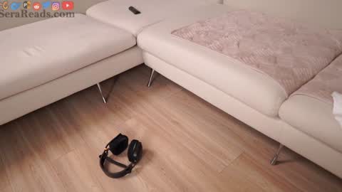 SeraReads online show from 10/01/25, 03:29