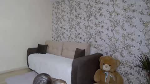 Snapshot of serayarose_ chatting on 12/15/25, 07:29 serayarose_ online show from 12/15/25, 07:29