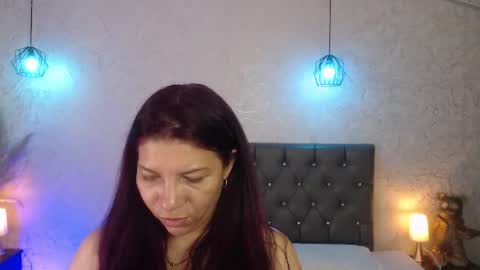 Snapshot of serena_houstonn chatting on 06/23/26, 10:35 Serena online show from 06/23/26, 10:35