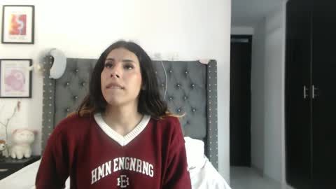 Snapshot of serenaroussee chatting on 12/07/24, 09:44 sararoussee online show from 12/07/24, 09:44