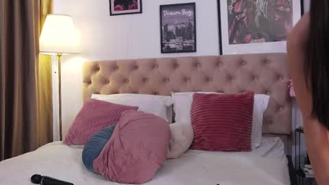 Snapshot of serendipity31 chatting on 04/04/26, 11:40 serendipity31 online show from 04/04/26, 11:40