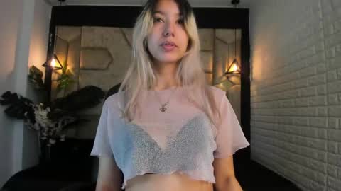 Serene online show from 04/16/26, 12:50