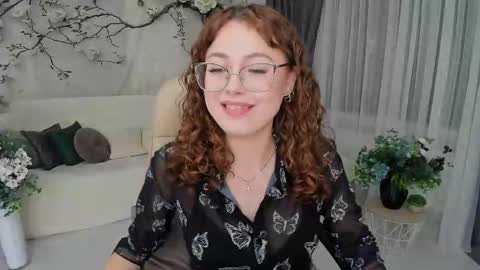 Ophelia online show from 09/24/25, 04:32