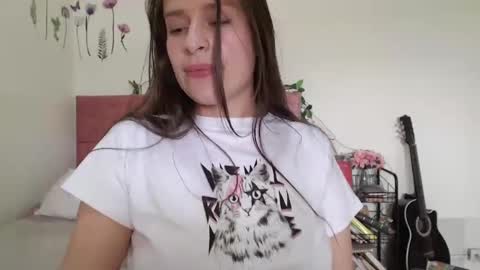 serenity_crystal online show from 02/01/25, 07:13