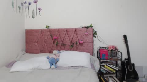 serenity_crystal online show from 02/07/25, 10:41