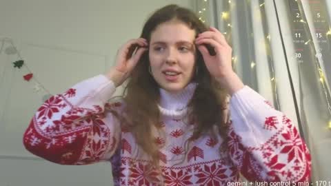 Snapshot of sereta_fin chatting on 12/31/24, 11:39 Hey Guys and Girls non-binary personalities  Im Sereta online show from 12/31/24, 11:39