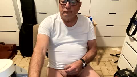 serge8413 online show from 12/08/24, 03:21