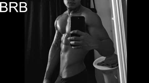 Snapshot of sergio__ferrer chatting on 10/10/25, 05:56 SERGIO FERRER online show from 10/10/25, 05:56