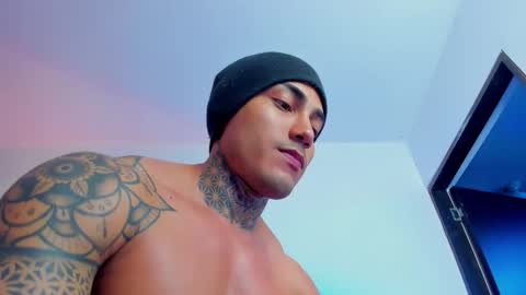 Snapshot of sergio__ferrer chatting on 10/11/25, 09:46 SERGIO FERRER online show from 10/11/25, 09:46