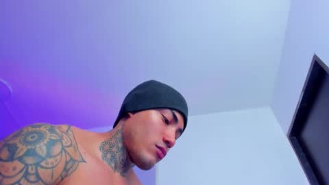 Snapshot of sergio__ferrer chatting on 10/16/25, 07:04 SERGIO FERRER online show from 10/16/25, 07:04