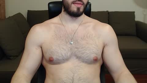 Snapshot of sergiotitan3271 chatting on 12/22/24, 12:17 Serg Superior online show from 12/22/24, 12:17