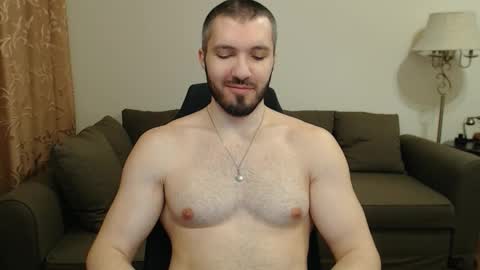 Snapshot of sergiotitan3271 chatting on 11/10/25, 01:37 Serg Superior online show from 11/10/25, 01:37