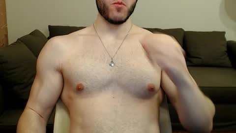 Snapshot of sergiotitan3271 chatting on 04/20/26, 10:22 Serg Superior online show from 04/20/26, 10:22