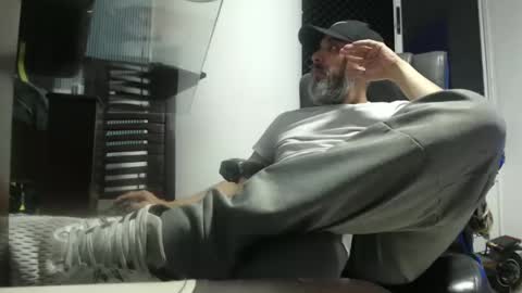 Snapshot of serioyhetero19 chatting on 02/10/26, 12:04 hetero serio discreto online show from 02/10/26, 12:04