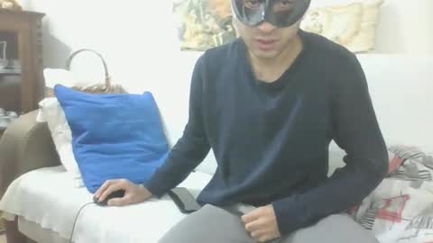 sero98313230 online show from 10/15/25, 06:35