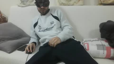 Snapshot of sero98313230 chatting on 04/08/26, 06:02 sero98313230 online show from 04/08/26, 06:02