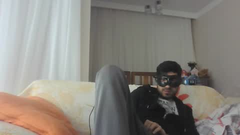 Snapshot of sero98313230 chatting on 05/11/26, 07:14 sero98313230 online show from 05/11/26, 07:14