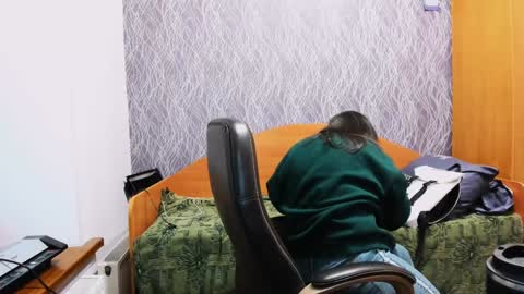 VIOLA online show from 02/05/25, 05:41