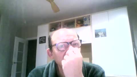 Snapshot of serrano49 chatting on 01/08/25, 01:42 serrano49 online show from 01/08/25, 01:42