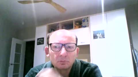 Snapshot of serrano49 chatting on 01/31/25, 01:43 serrano49 online show from 01/31/25, 01:43