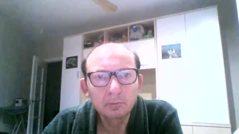 Snapshot of serrano49 chatting on 09/15/25, 10:21 serrano49 online show from 09/15/25, 10:21