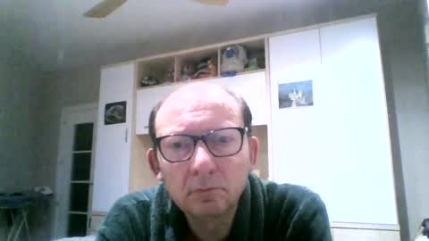Snapshot of serrano49 chatting on 11/13/25, 02:32 serrano49 online show from 11/13/25, 02:32