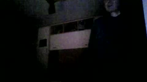 Snapshot of serrano49 chatting on 12/15/25, 04:06 serrano49 online show from 12/15/25, 04:06