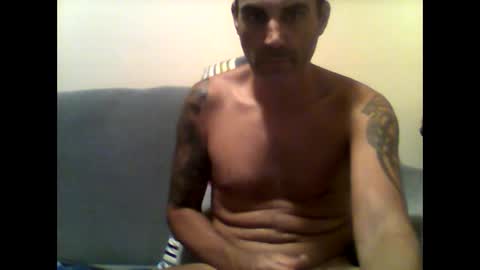 Snapshot of servamp77 chatting on 09/18/25, 06:43 servamp77 online show from 09/18/25, 06:43